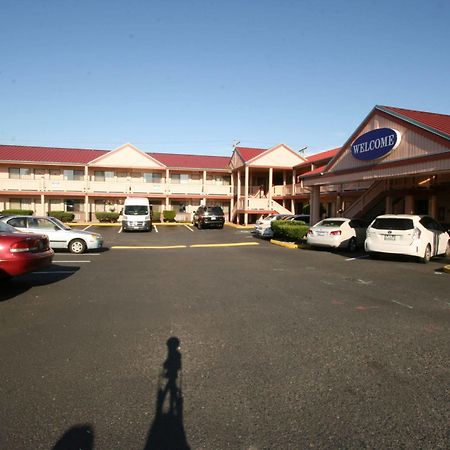 Welcome Everett Inn Екстериор снимка